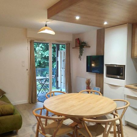 Duplex Lumineux - 40M2 - 2 Chambres - Balcon Terrasse - Parking - Entierement Renove En Mai 2024 โกเตอเรต์ ภายนอก รูปภาพ