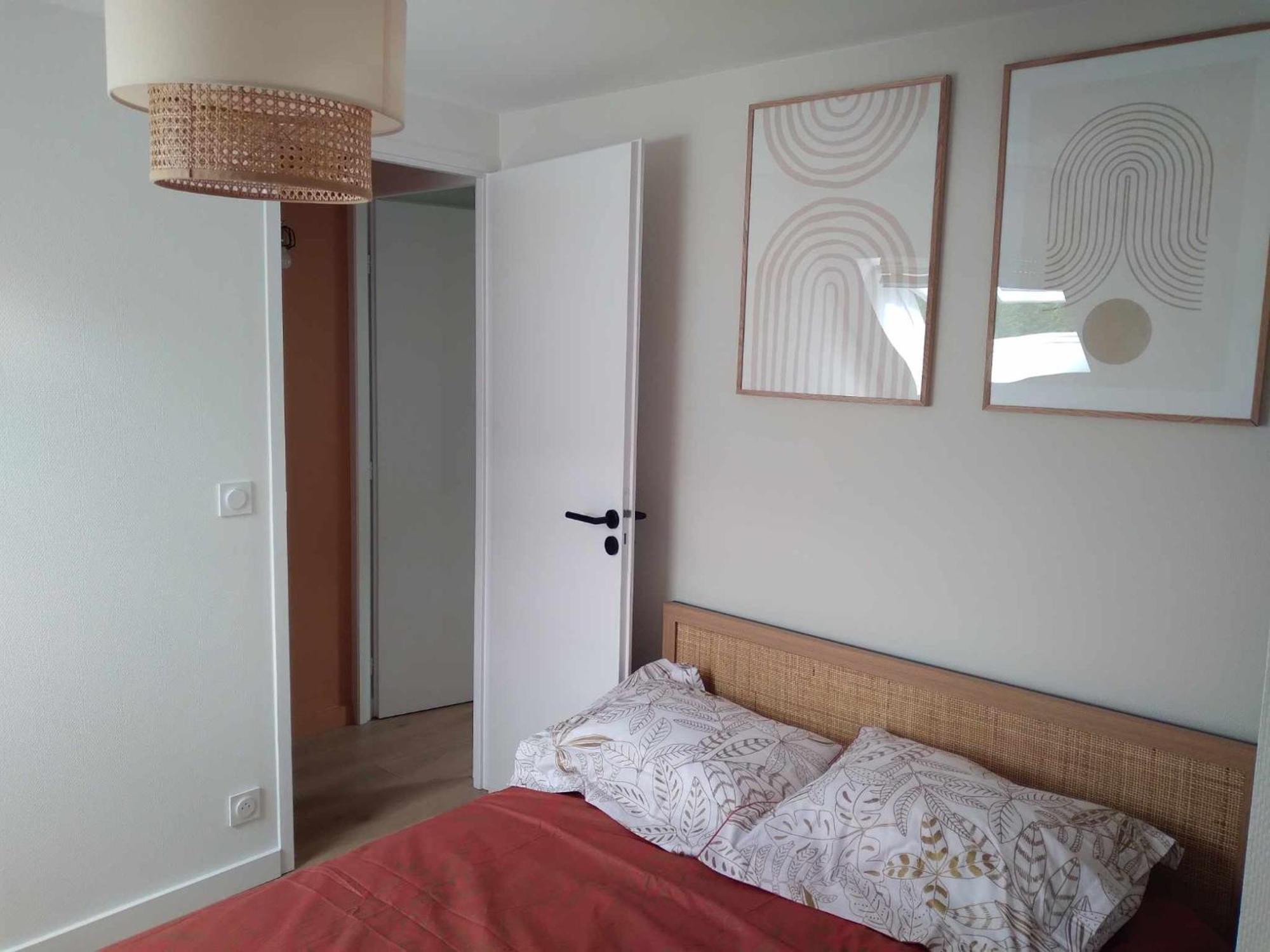 Duplex Lumineux - 40M2 - 2 Chambres - Balcon Terrasse - Parking - Entierement Renove En Mai 2024 โกเตอเรต์ ภายนอก รูปภาพ