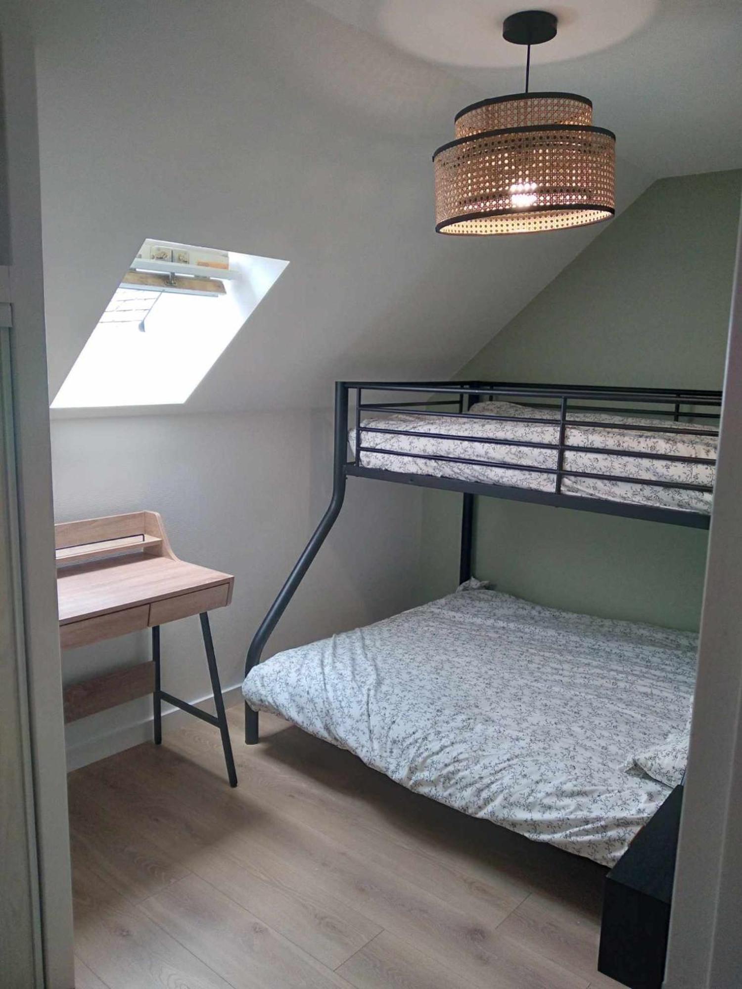 Duplex Lumineux - 40M2 - 2 Chambres - Balcon Terrasse - Parking - Entierement Renove En Mai 2024 โกเตอเรต์ ภายนอก รูปภาพ